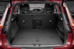 Volvo XC40 D4 R-Design 2017 года (UK)